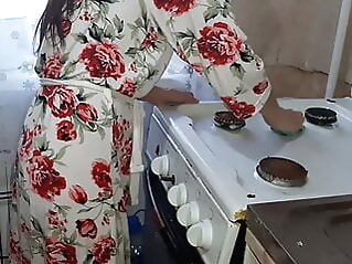 Fucking a housemaid in the kitchen while my husband was resting housemaid